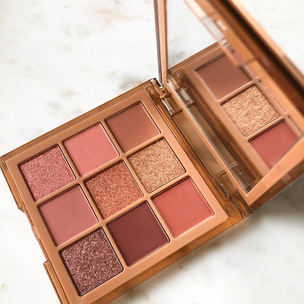 Huda Beauty Nude Medium Eyeshadow Palette
